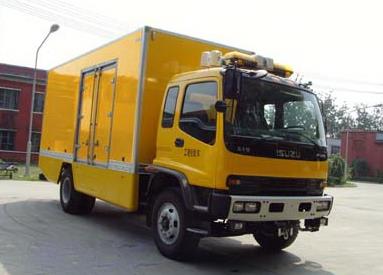 右江储能技术的成本如何影响其市场普及度？