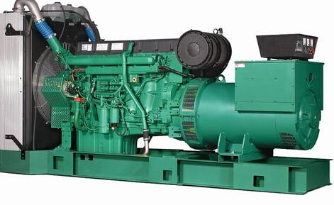 右江发电机除垢后需要用清水冲洗水冷式机油散热器几次？